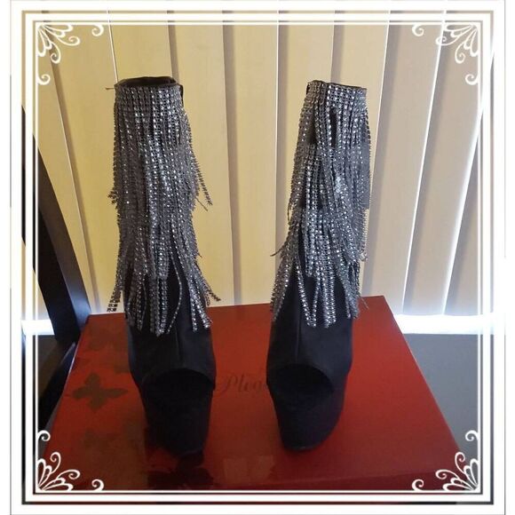 NIB~Pleaser Black Matte Vegan Leather Platform Heels with Rhinestone Fringe Sz 9 - Picture 1 of 7